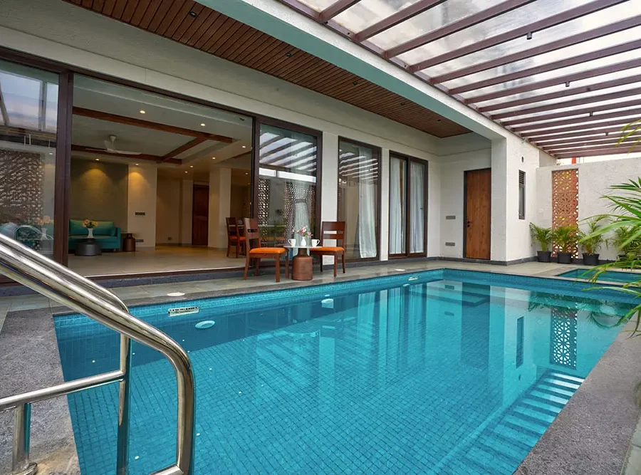 3 bedroom villa with private pool